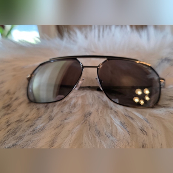 ROCAWEAR Silver Mirrored Geometric Navigator Sunglasses - Picture 5 of 5